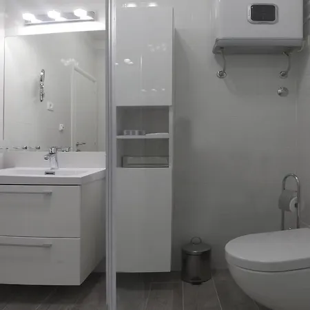 올드 스퀘어 아파트먼트 스플리트