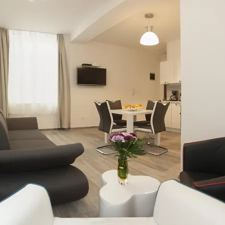 아파트 올드 스퀘어 아파트먼트 스플리트