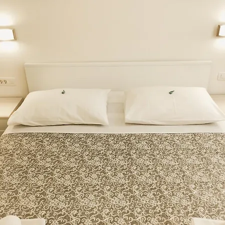 Old Square Σπλιτ